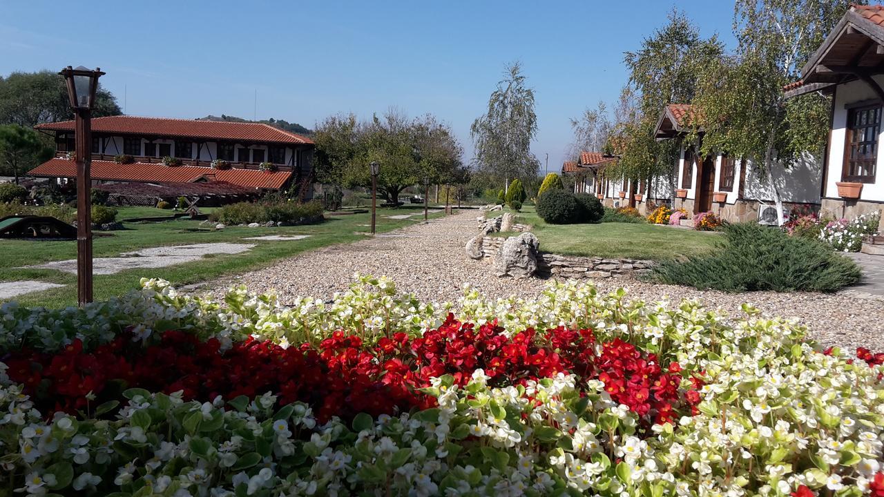 Complex Barite Hotel Chernevo Exterior foto